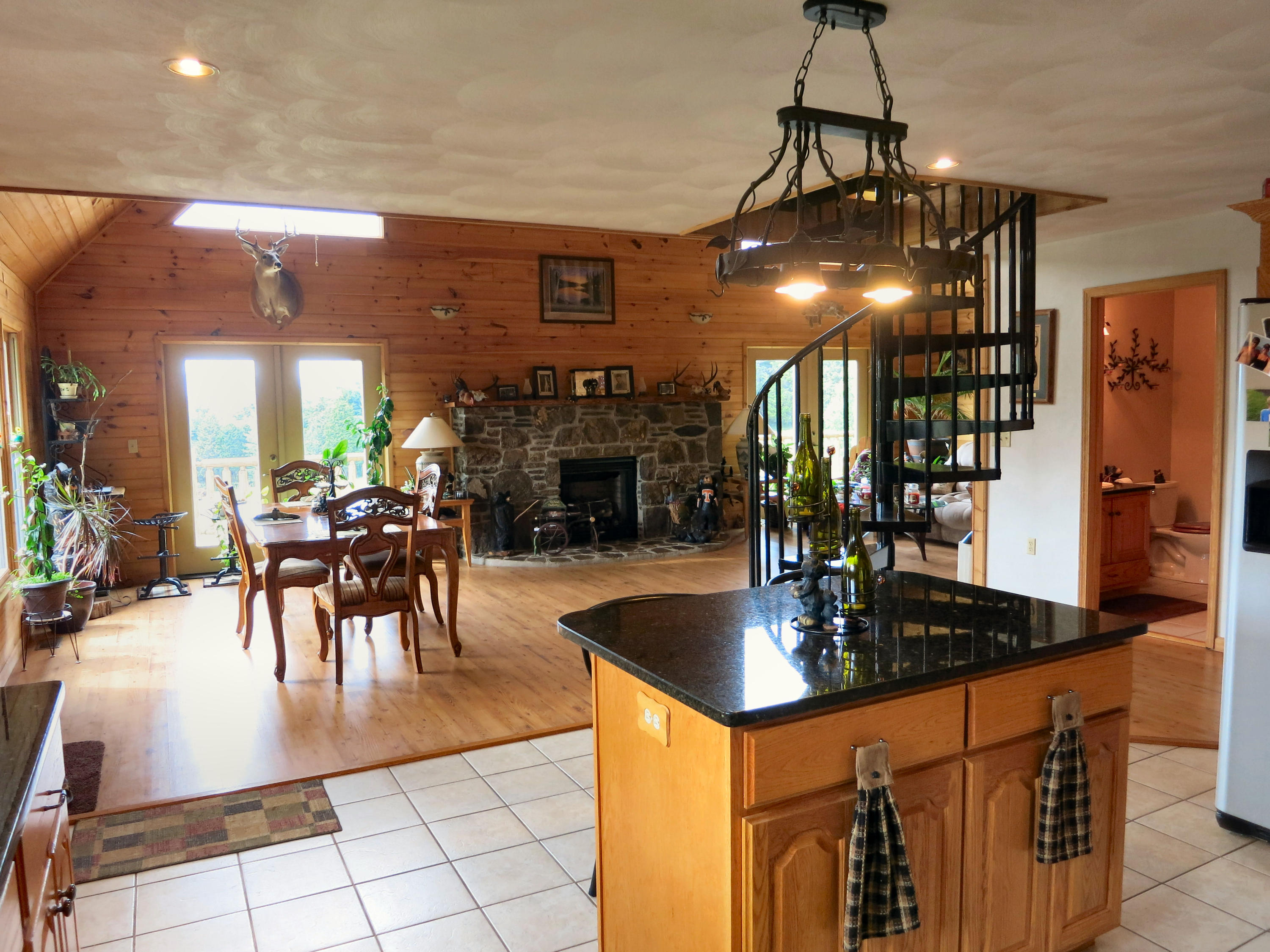 246 Stage Road Buchanan, VA 24066 - Photo 39 of 88 Kitchen