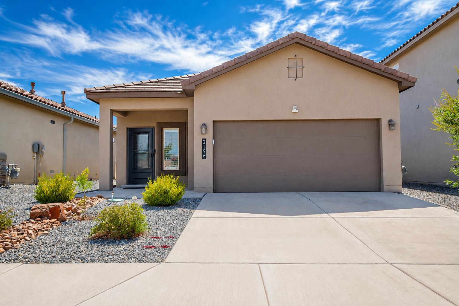 3196 Tazanita Loop Southeast Rio Rancho, NM 87124 - Photo 2 of 32 Gallery Image 2
