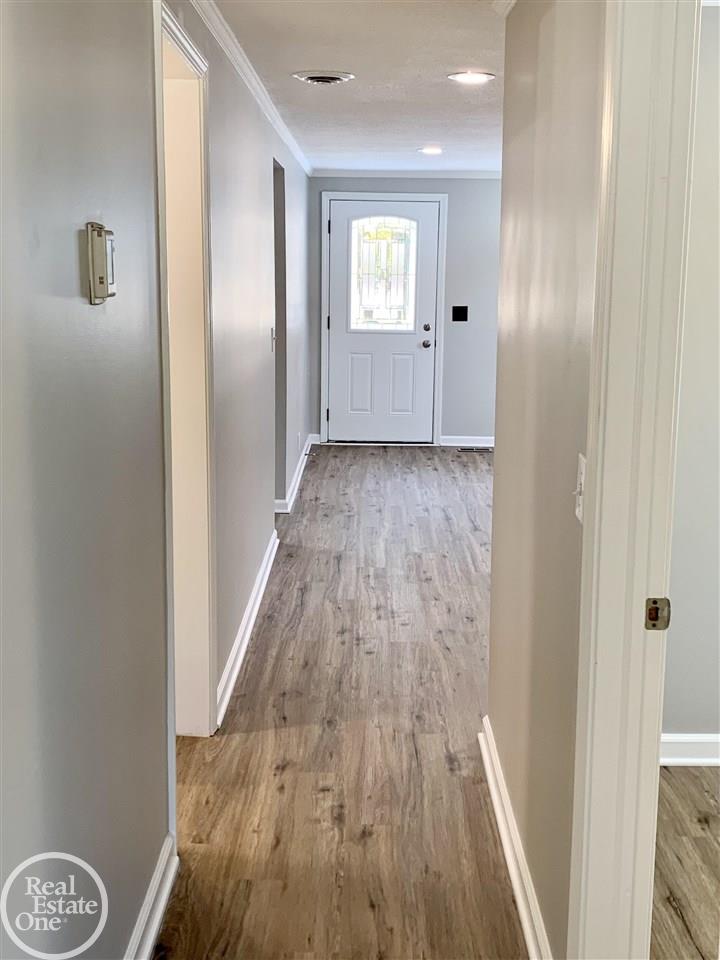 4124 Atkins Road Port Huron, MI 48060 - Photo 14 of 19 50061658-13.JPG