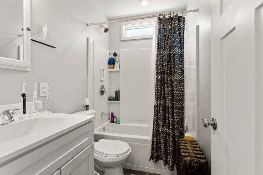 9 Bailey Street, Unit 2 Boston, MA 02124 - Photo 19 of 29