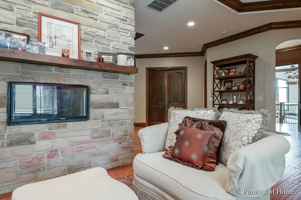 $6,700,000 | 3305 York Road, Oak Brook, IL 60523