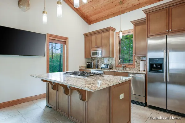 $6,700,000 | 3305 York Road, Oak Brook, IL 60523