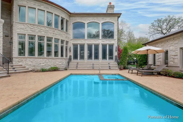 $6,700,000 | 3305 York Road, Oak Brook, IL 60523