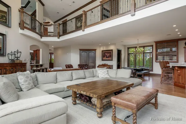 $6,700,000 | 3305 York Road, Oak Brook, IL 60523