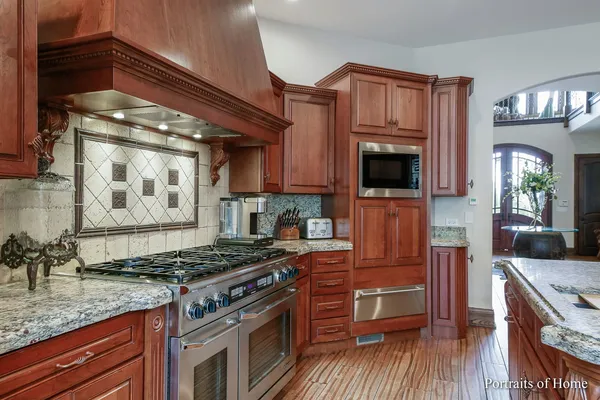 $6,700,000 | 3305 York Road, Oak Brook, IL 60523