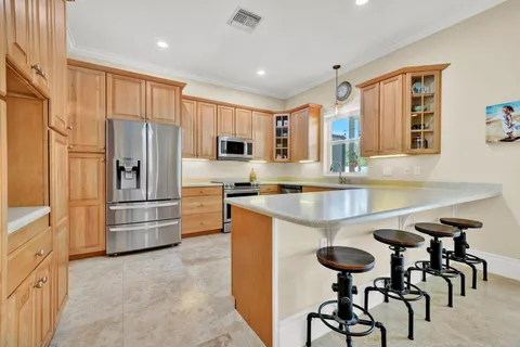 $1,400,000 | 6681 140th Lane North, Palm Beach Gardens, FL 33418