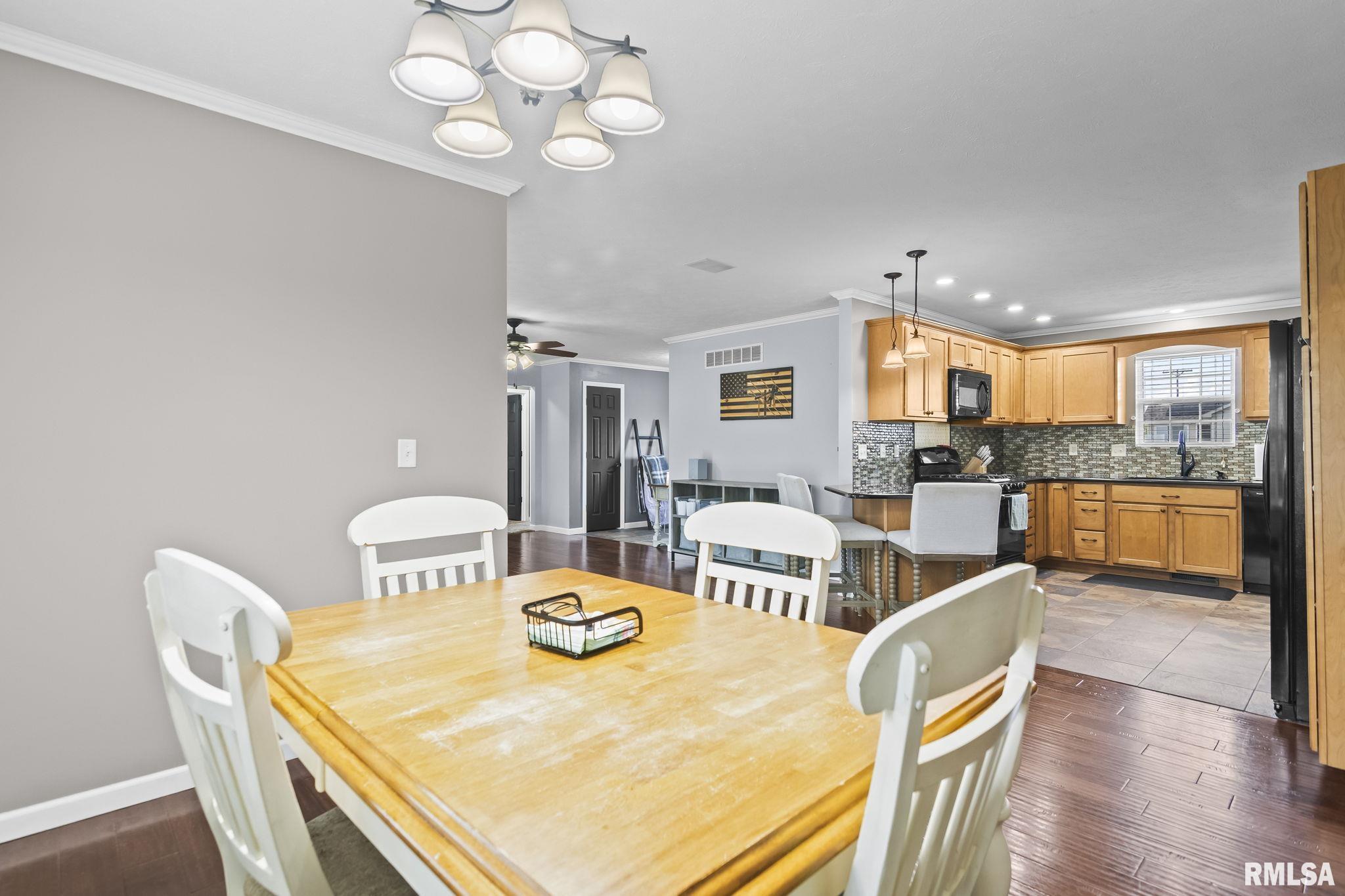 3904 Peach Tree Drive Springfield, IL 62711 - Photo 15 of 40