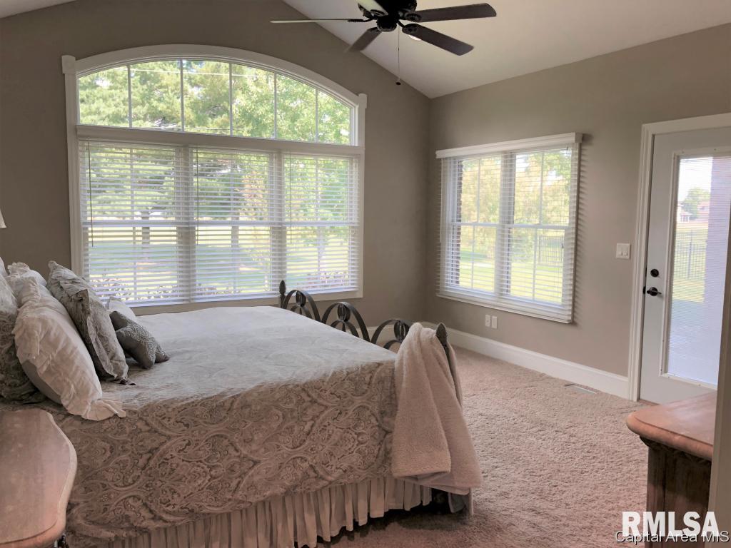 4404 Foxhall Lane Springfield, IL 62711 - Photo 12 of 36