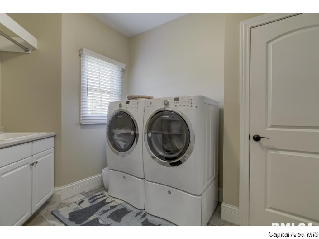 4404 Foxhall Lane Springfield, IL 62711 - Photo 16 of 36