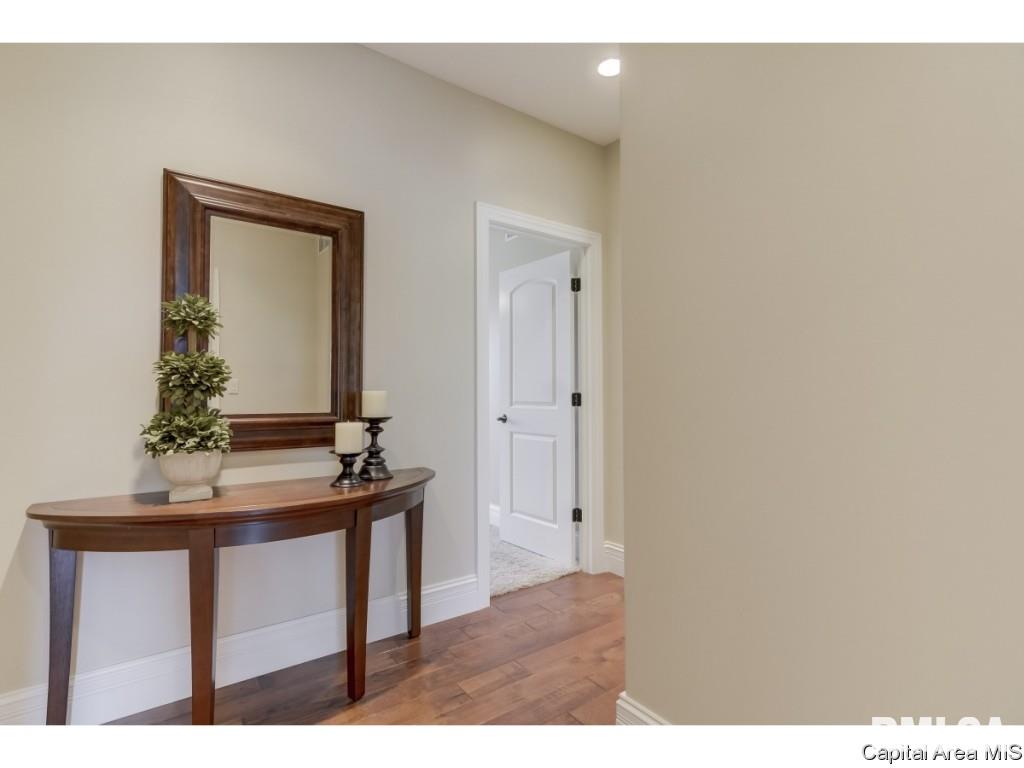 4404 Foxhall Lane Springfield, IL 62711 - Photo 19 of 36