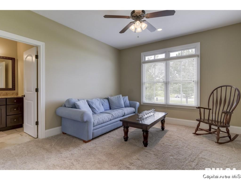 4404 Foxhall Lane Springfield, IL 62711 - Photo 20 of 36