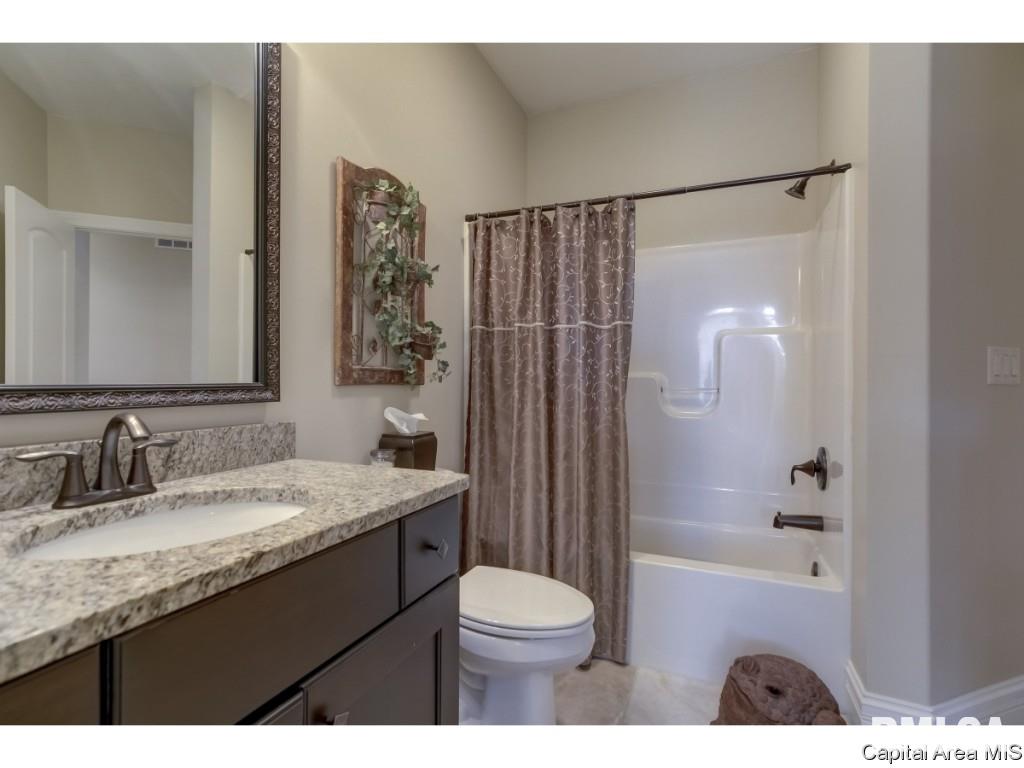 4404 Foxhall Lane Springfield, IL 62711 - Photo 22 of 36
