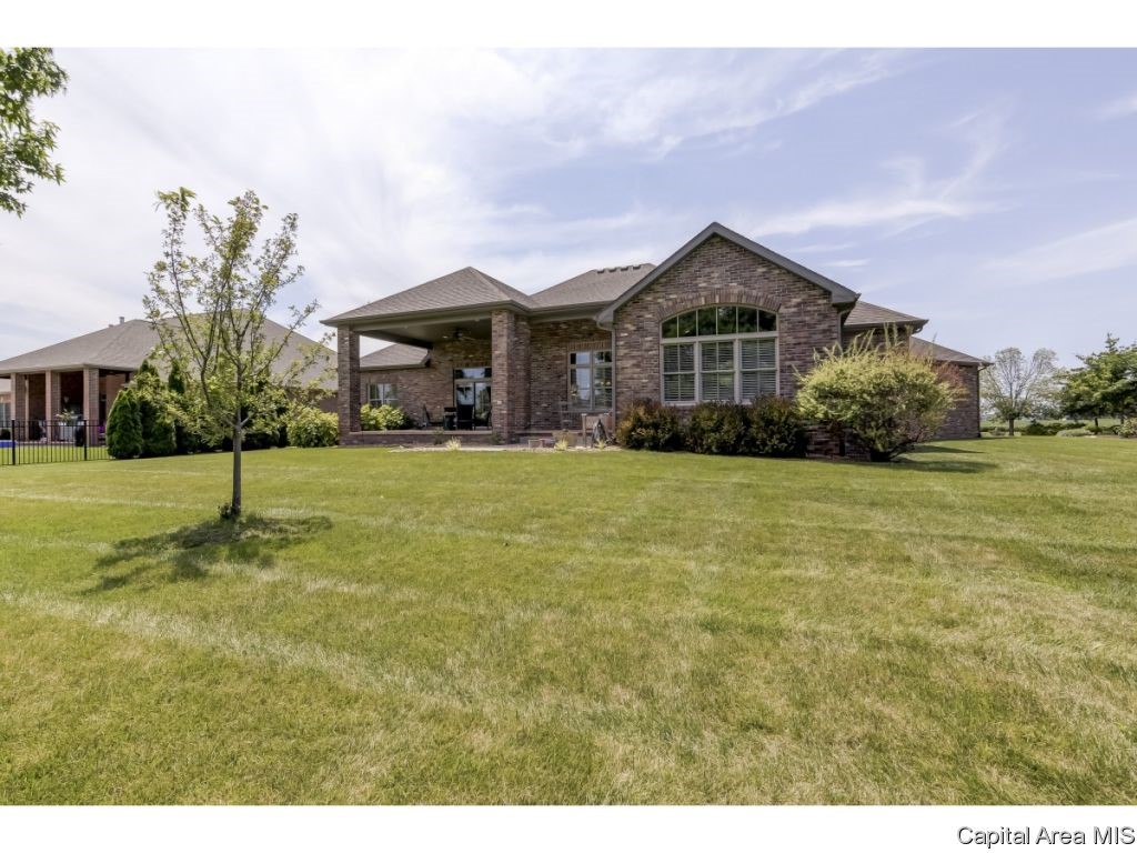 4404 Foxhall Lane Springfield, IL 62711 - Photo 32 of 36
