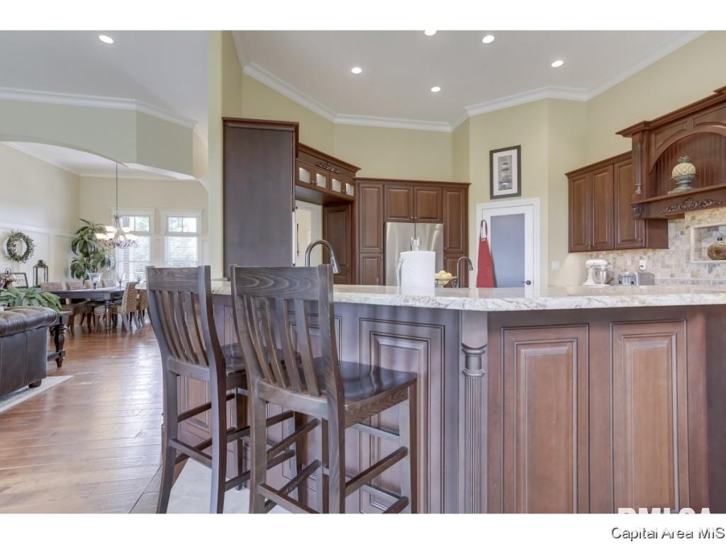 4404 Foxhall Lane Springfield, IL 62711 - Photo 5 of 36