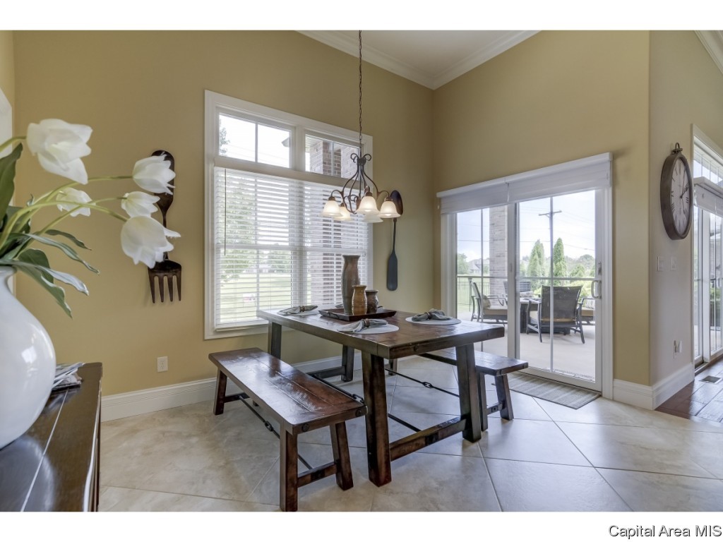 4404 Foxhall Lane Springfield, IL 62711 - Photo 6 of 36