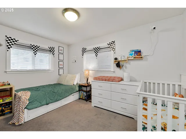 $390,000 | 1524 East 9th Street, The Dalles, OR 97058