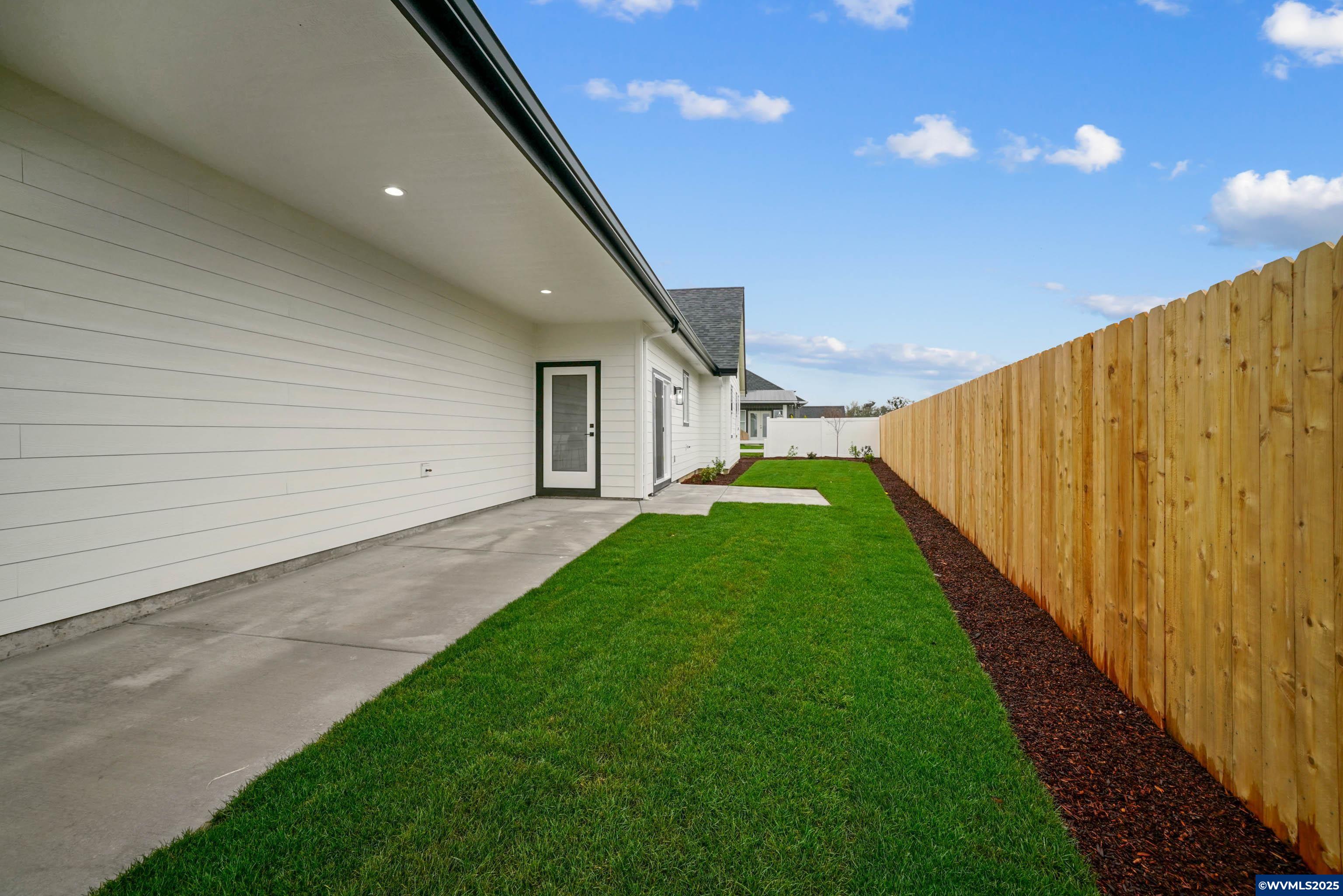 2520 River Stone Loop Northeast Albany, OR 97321 - Photo 47 of 50 Gallery Image 47