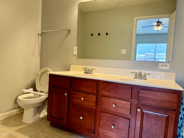 $1,950 | 11935 Riley Drive, Unit 4, Zionsville, IN 46077