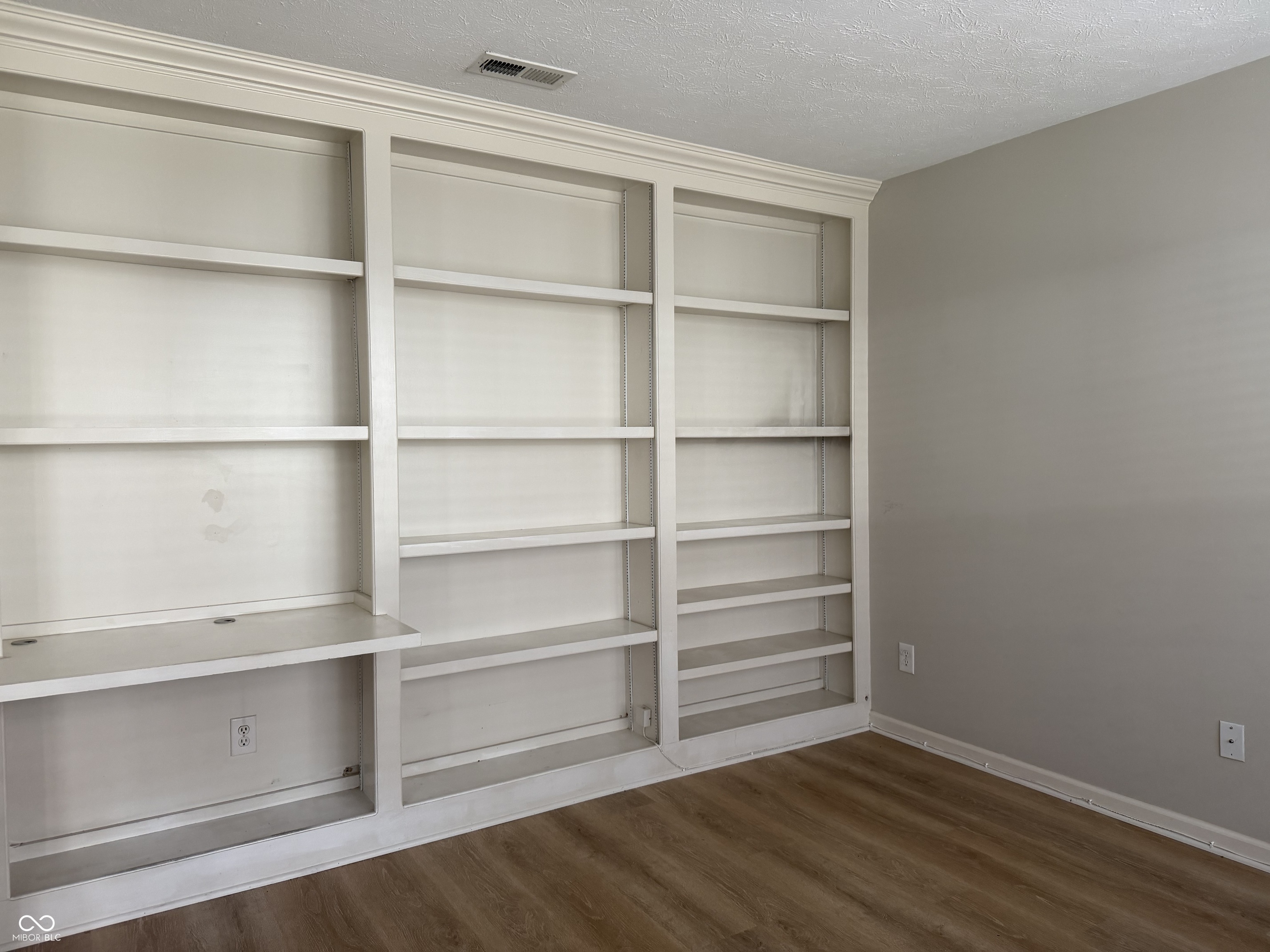 11935 Riley Drive, Unit 4 Zionsville, IN 46077 - Photo 4 of 21