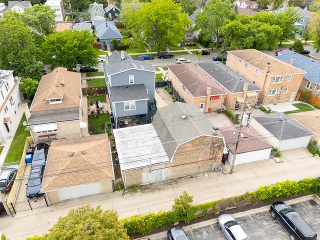 $799,000 | 2530 North Neva Avenue, Chicago, IL 60707