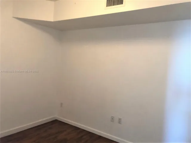 $3,590 | 7900 Harbor Island Drive, Unit 1103, North Bay Village, FL 33141