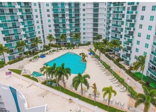 $3,590 | 7900 Harbor Island Drive, Unit 1103, North Bay Village, FL 33141