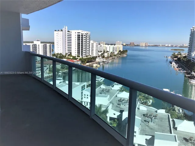 $3,590 | 7900 Harbor Island Drive, Unit 1103, North Bay Village, FL 33141