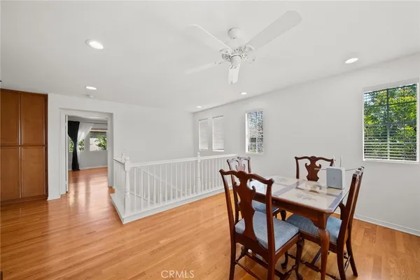 $884,900 | 24245 Silhouette Way, Valencia, CA 91354