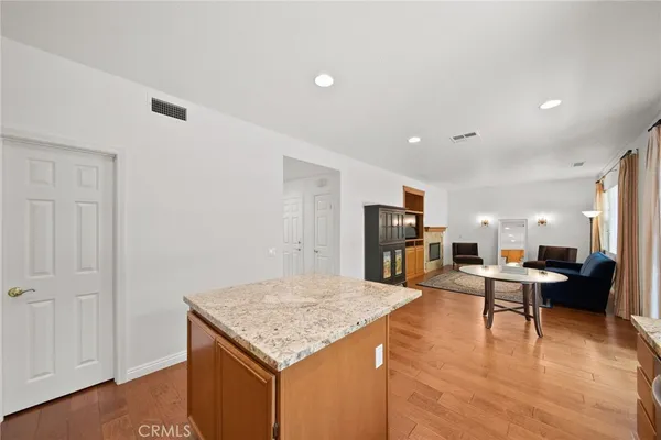 $884,900 | 24245 Silhouette Way, Valencia, CA 91354