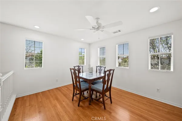 $884,900 | 24245 Silhouette Way, Valencia, CA 91354