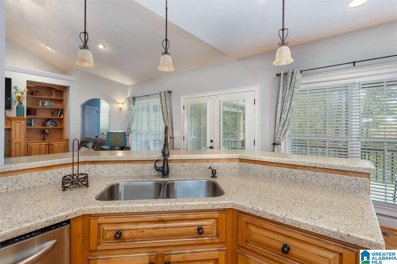 558 McIntosh Road Oxford, AL 36203 - Photo 10 of 46