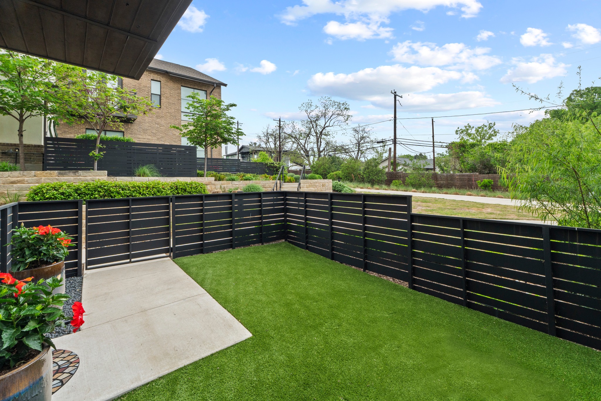 4506 Progress Street Austin, TX 78731 - Photo 3 of 40