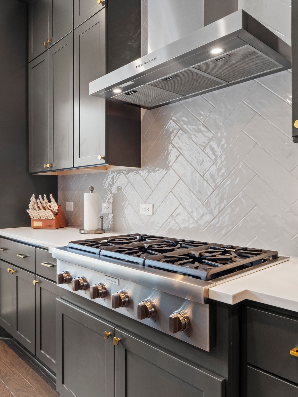 4506 Progress Street Austin, TX 78731 - Photo 8 of 40