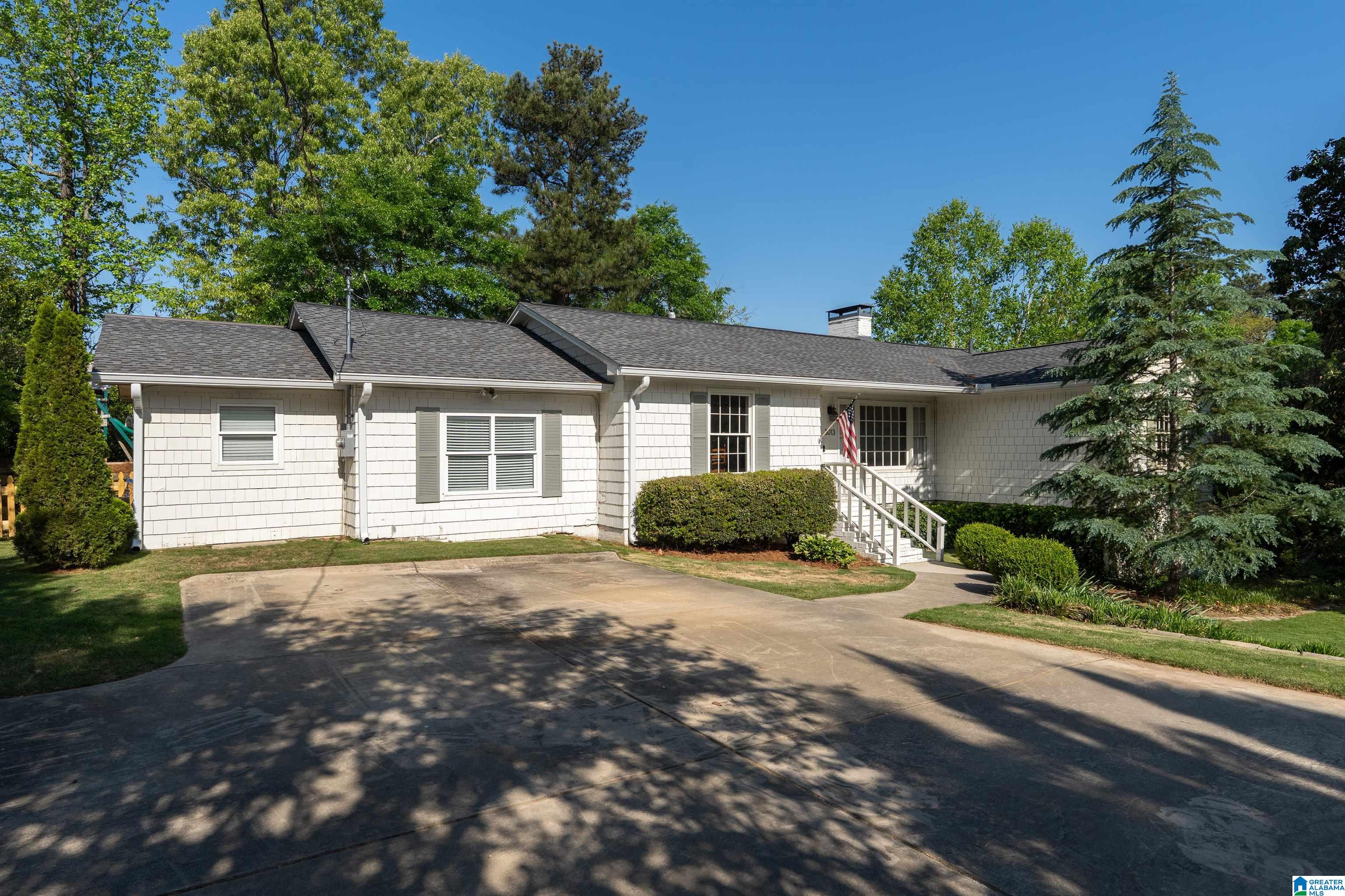 3013 Dolly Ridge Drive Birmingham, AL 35243 - Photo 33 of 34