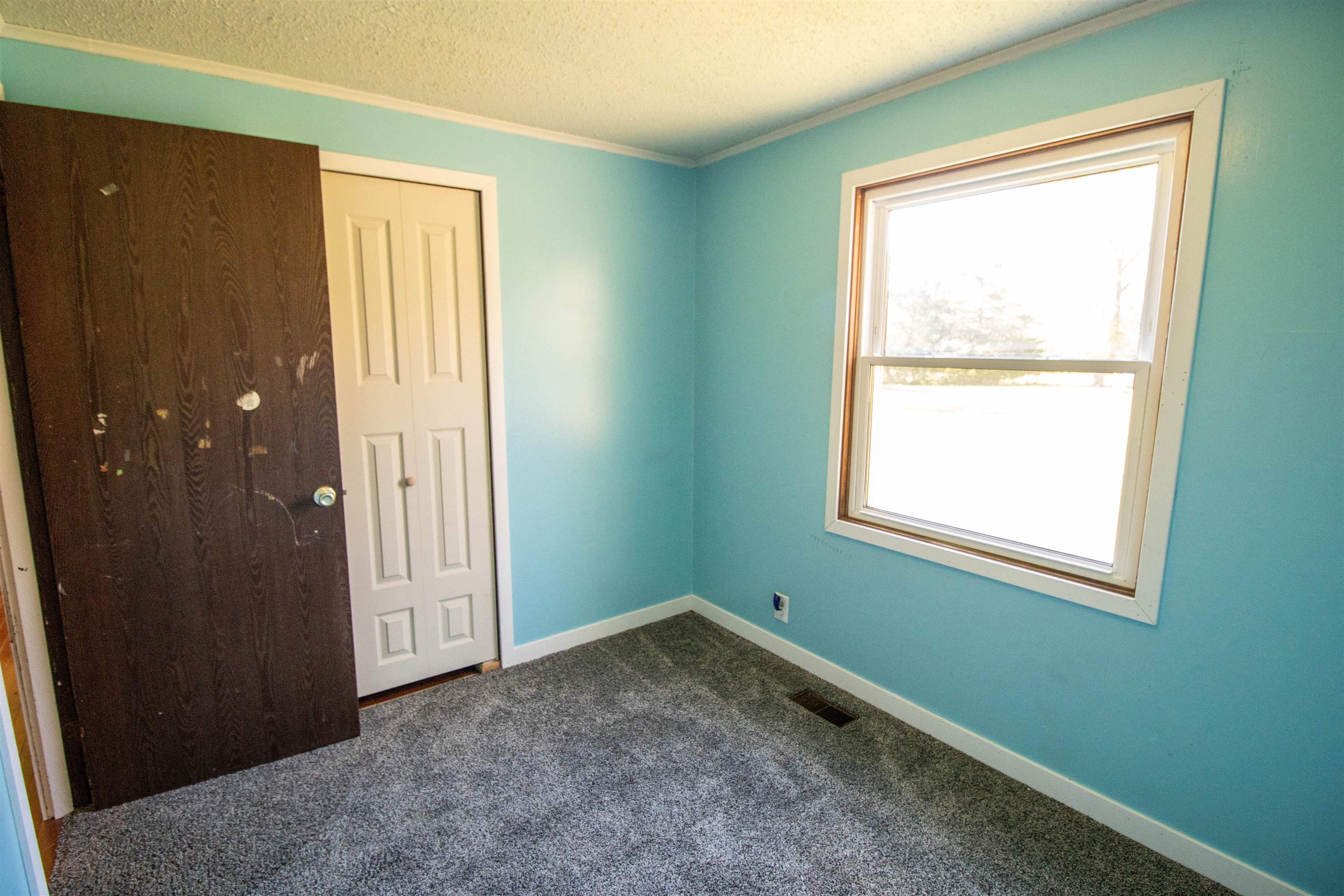 12091 South Meridian Road Brant, MI 48614 - Photo 13 of 30 50193422-3e8113e4-6036-4bc1-bcb1-46aeb5ff5749.JPG