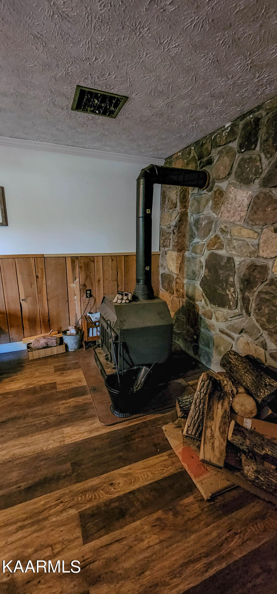 1628 Walker Ford Road Maynardville, TN 37807 - Photo 23 of 39 walker ford woodstove