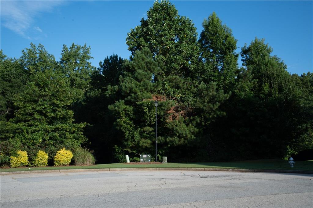 305 Vantage Point Locust Grove, GA 30248 - Photo 14 of 17 not sure