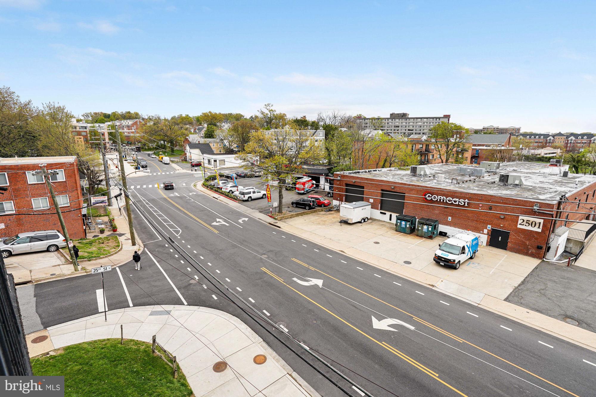 3400 25th Street South, Unit 27 Arlington, VA 22206 - Photo 33 of 41 View -City Line on the Horizon
