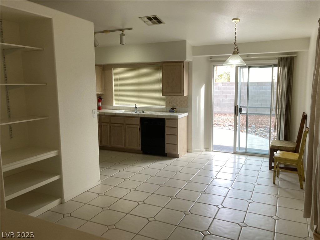 3224 North Campbell Road Las Vegas, NV 89129 - Photo 8 of 29