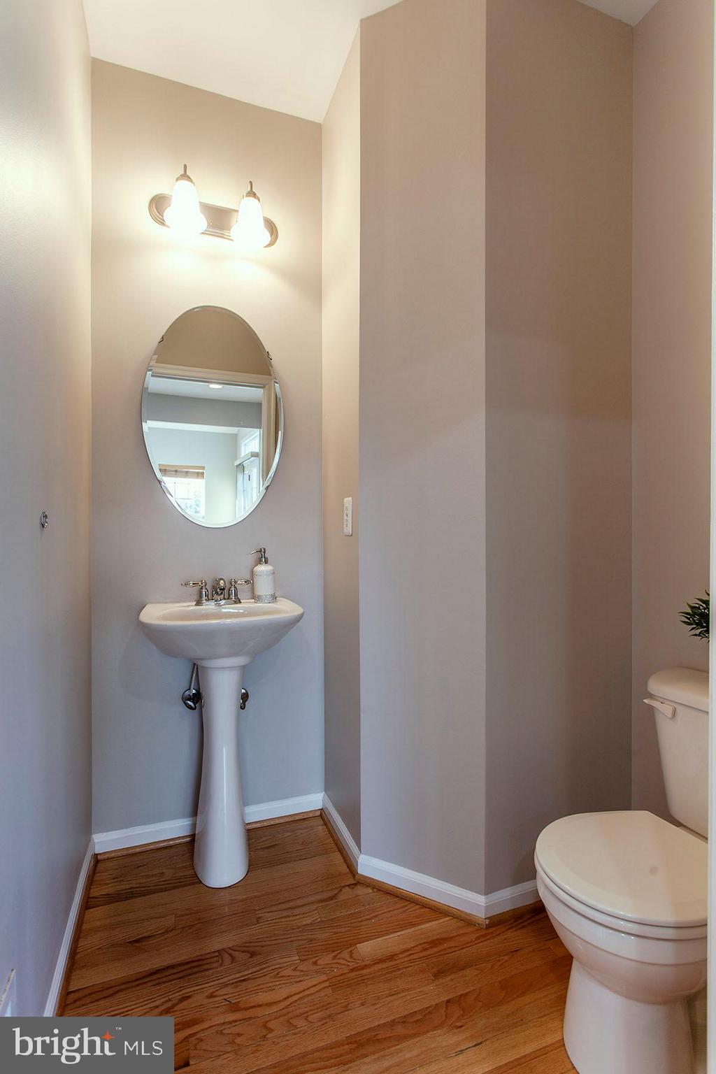 1603 Durham Way Hanover, MD 21076 - Photo 12 of 28 Bathroom