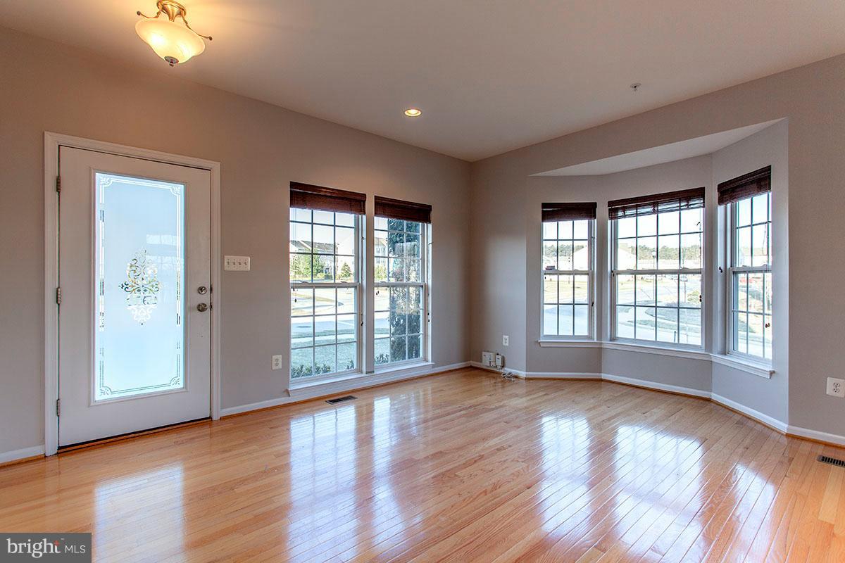 1603 Durham Way Hanover, MD 21076 - Photo 4 of 28 Family Room w/Baywindow