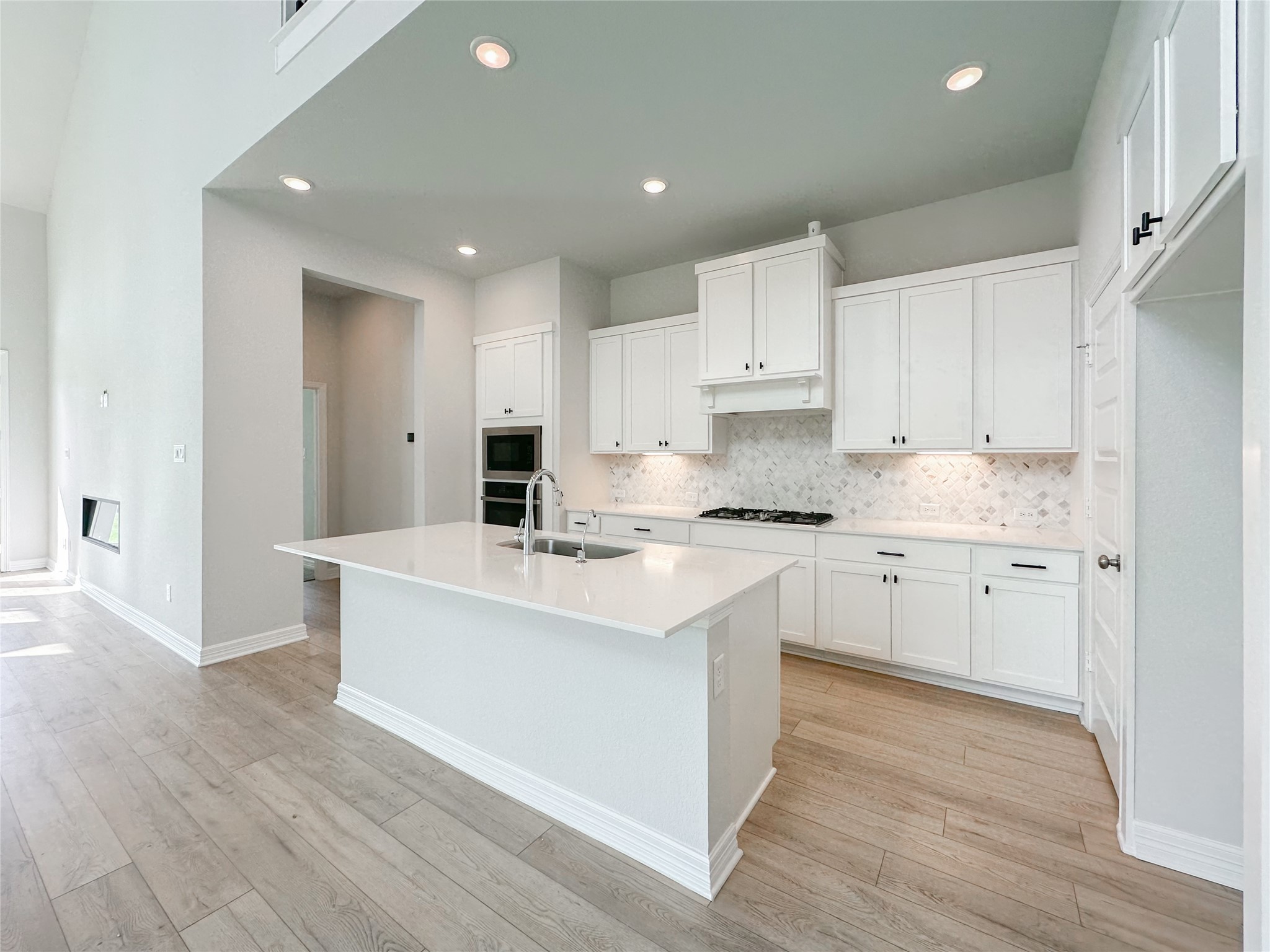 9411 Coleraine Court Tomball, TX 77375 - Photo 9 of 34