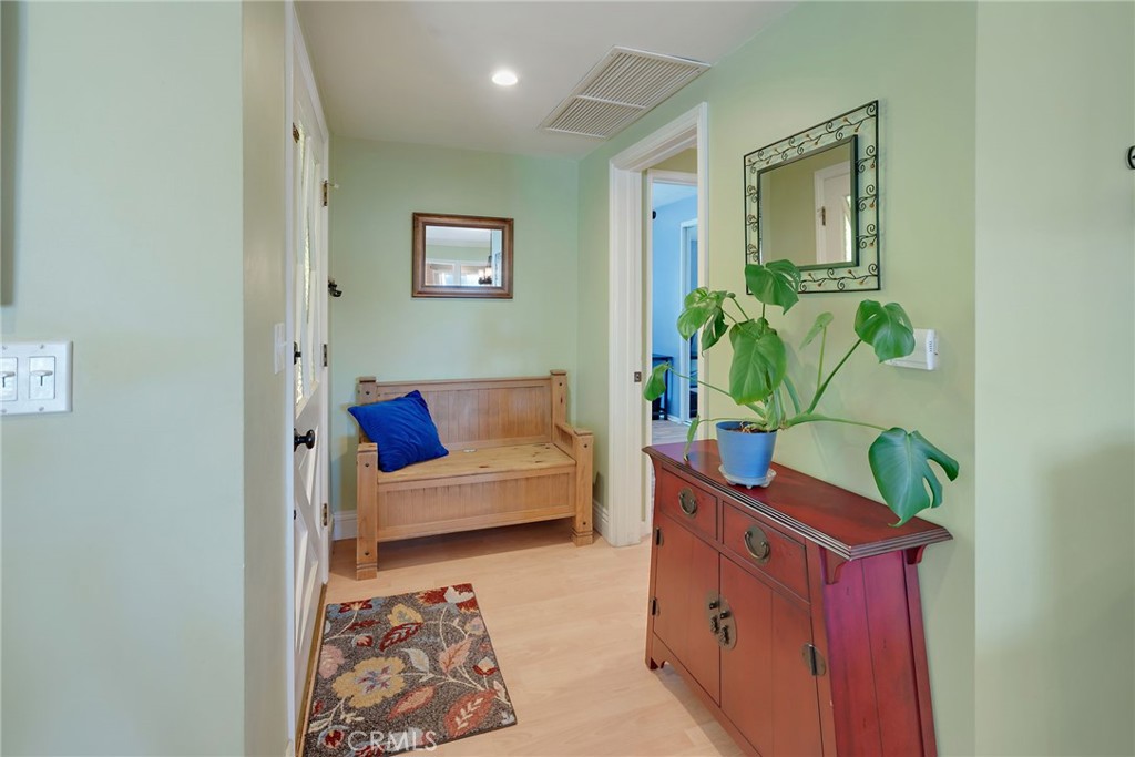 27045 Springcreek Road Rancho Palos Verdes, CA 90275 - Photo 6 of 41
