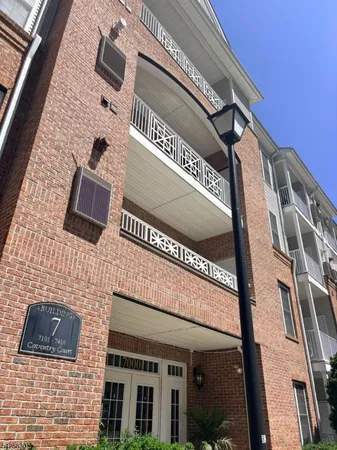 $2,800 | 7212 Coventry Court, Unit 212, Riverdale, NJ 07457