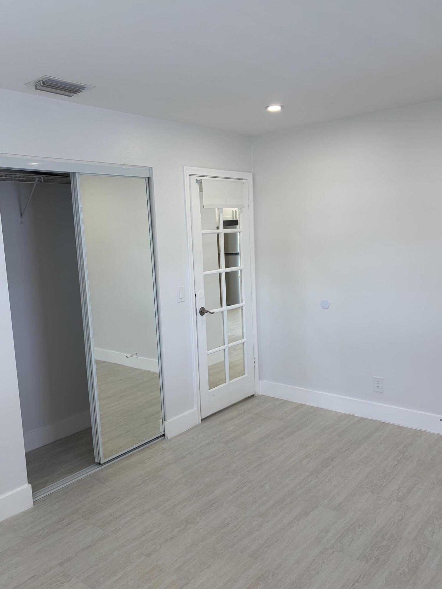 2812 Duke Lane Delray Beach, FL 33445 - Photo 10 of 21 IMG_0928