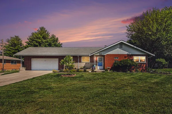 $275,000 | 34 Lacresta Drive, Florence, KY 41042