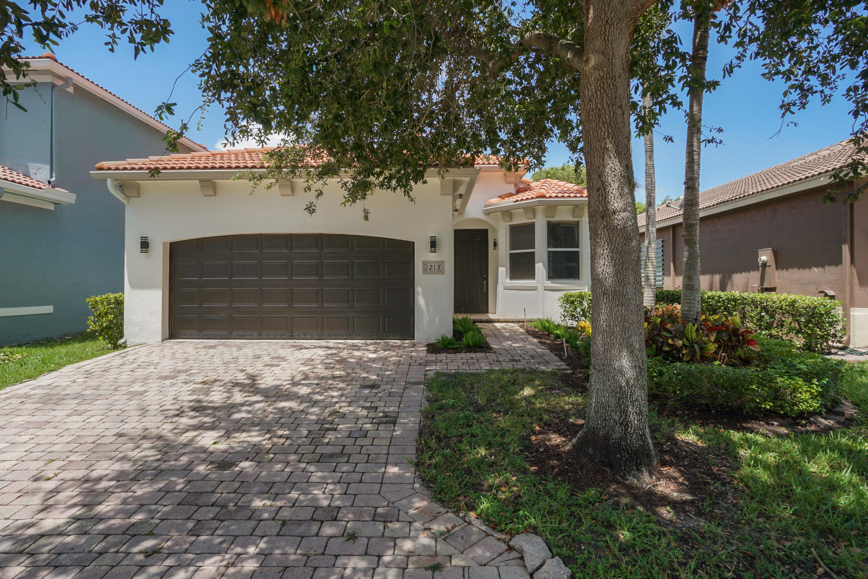 1213 Rose Gate Boulevard Riviera Beach, FL 33404 - Photo 1 of 33 DSC05181