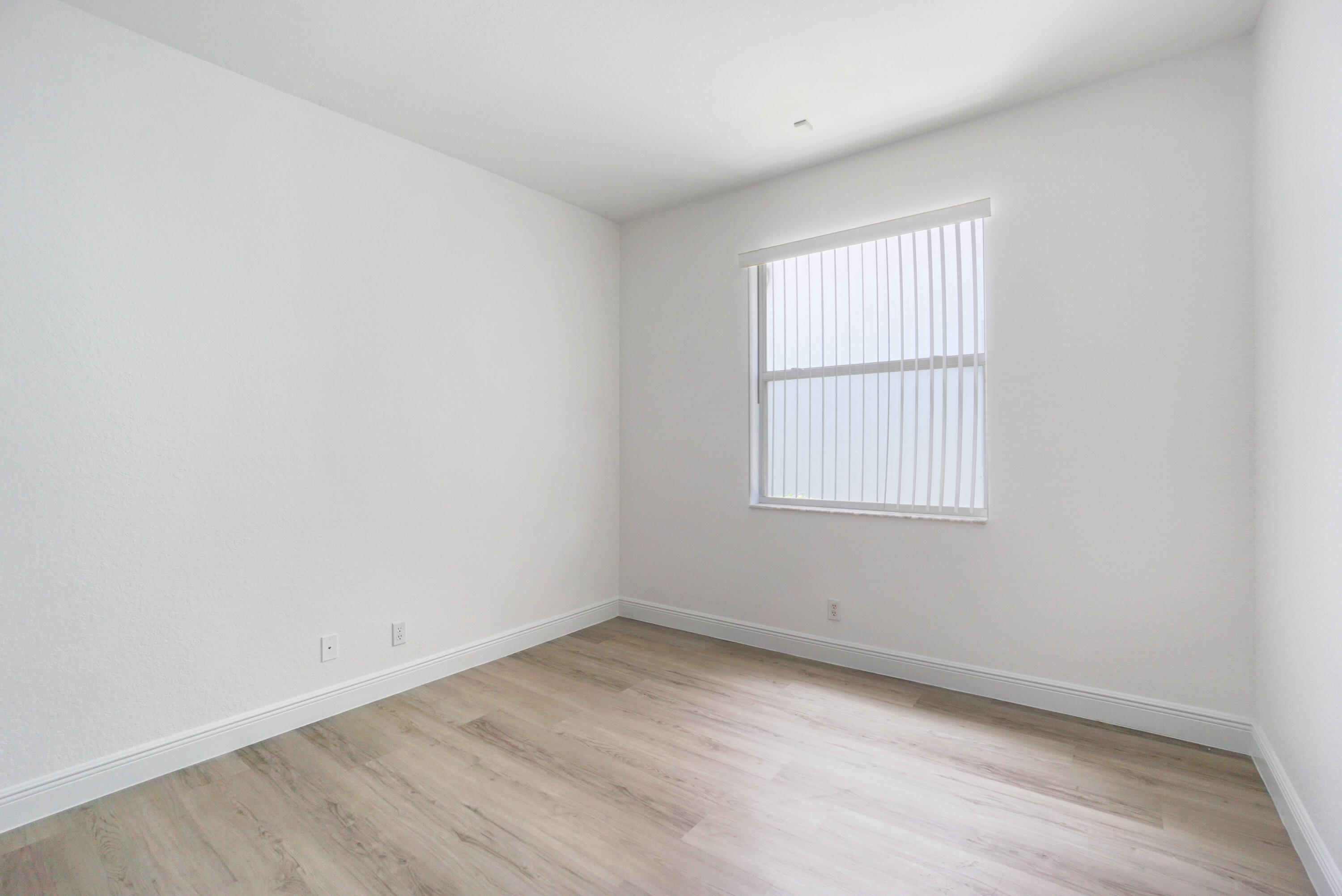 1213 Rose Gate Boulevard Riviera Beach, FL 33404 - Photo 16 of 33 DSC05058