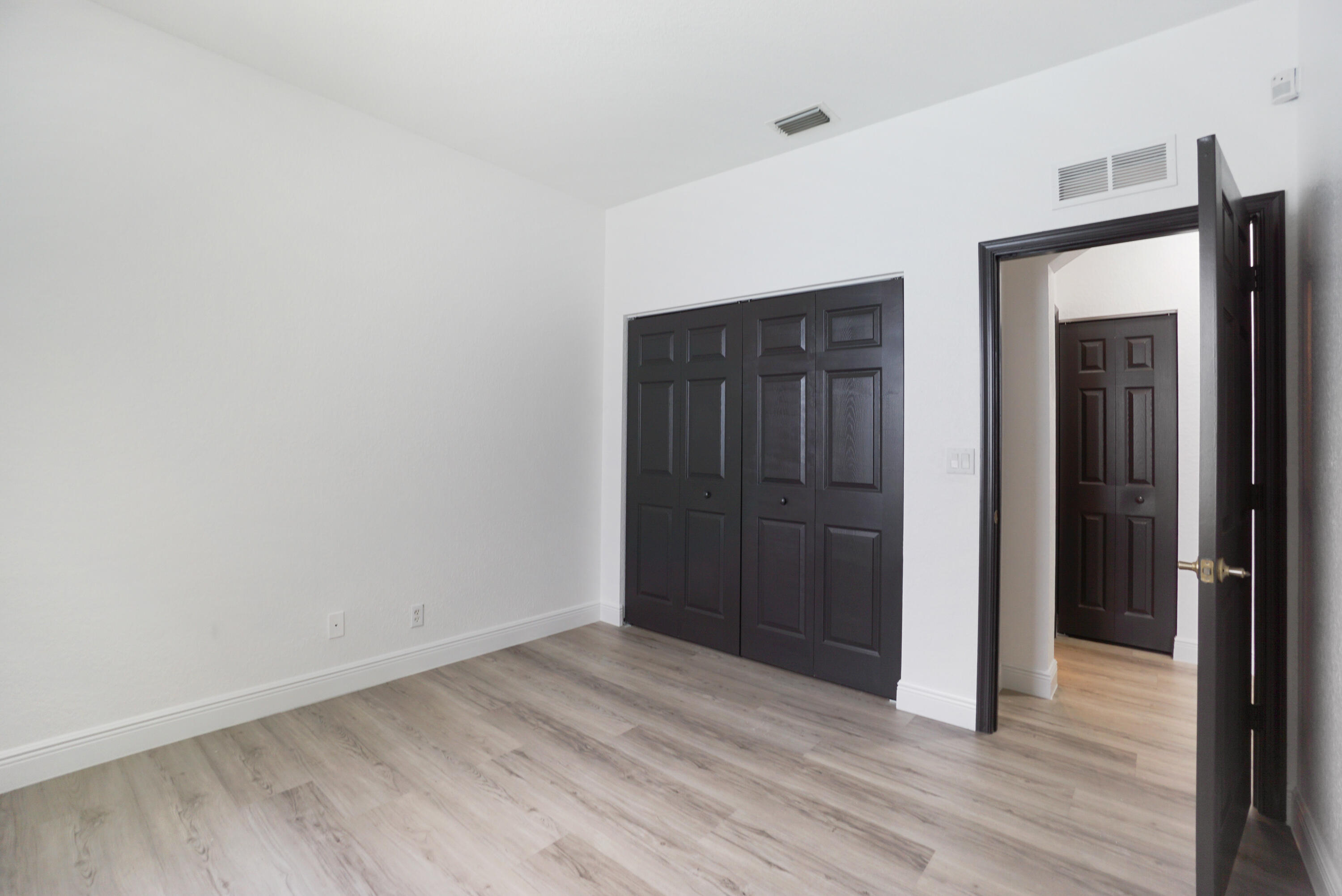 1213 Rose Gate Boulevard Riviera Beach, FL 33404 - Photo 19 of 33 DSC05073