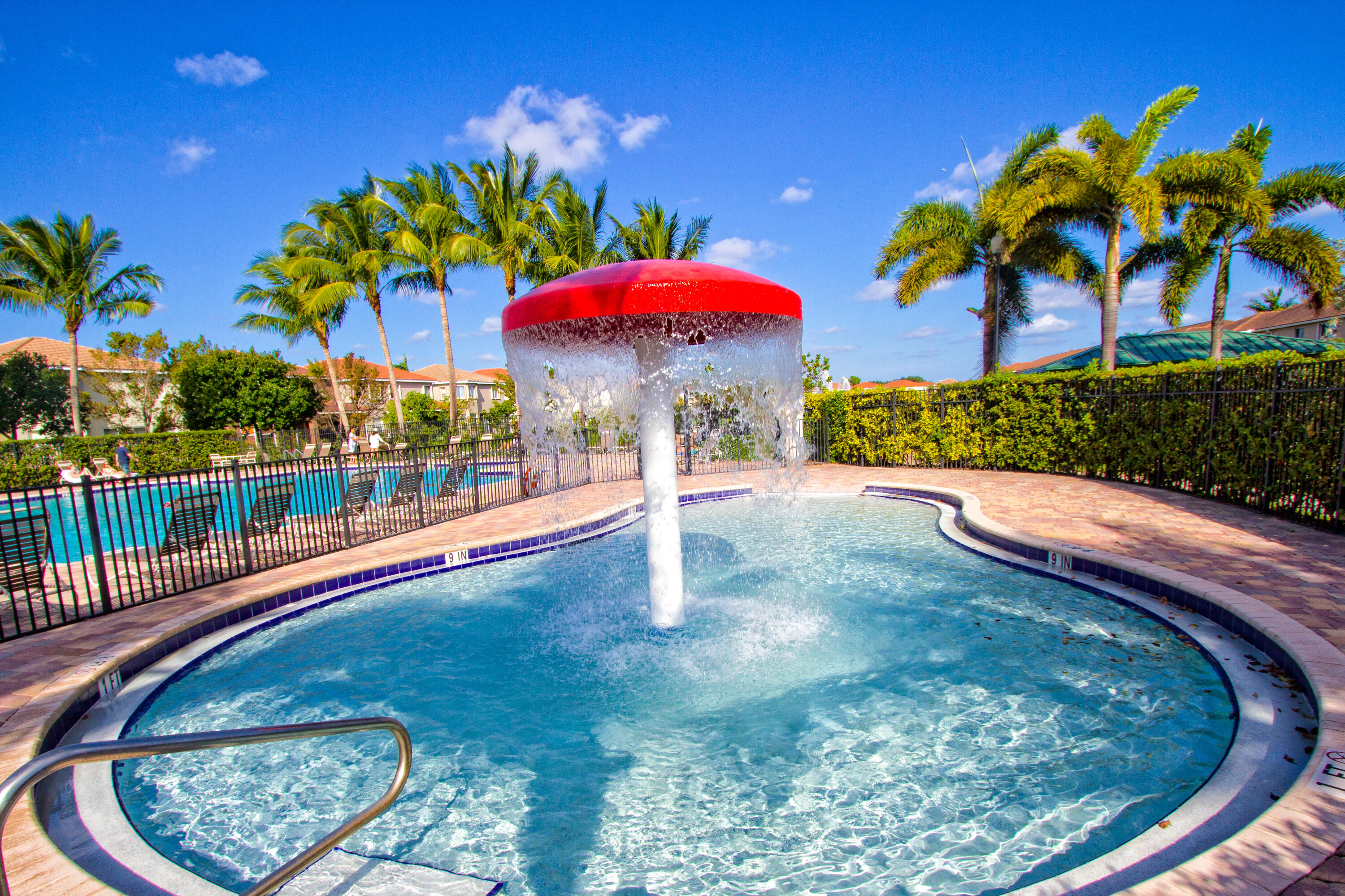 1213 Rose Gate Boulevard Riviera Beach, FL 33404 - Photo 28 of 33 TO Splash Pool
